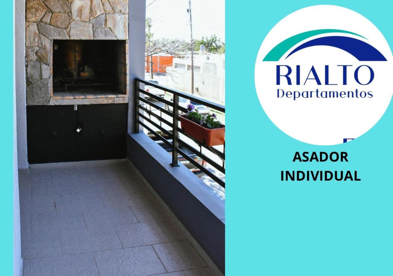 Rialto Dpto Cochera Cubierta Asador Individual 비야 메르세데스 외부 사진